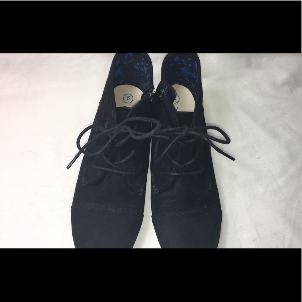 Cat & Jack shoes